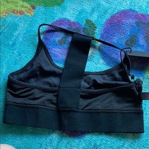 NWT Noli yoga bra top with sexy back
